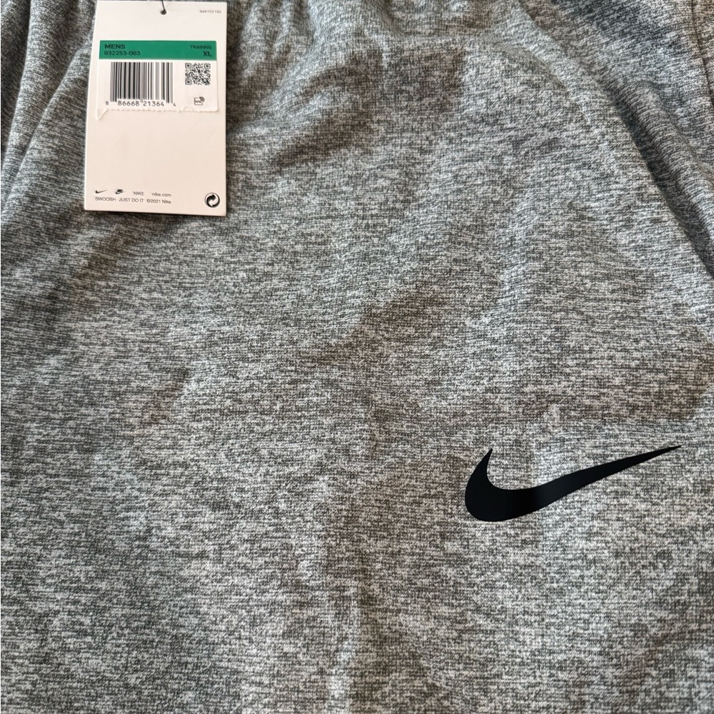 Nike Men’s Training Pants XL Heather Gray Straight Leg NWT - Picture 4 of 5